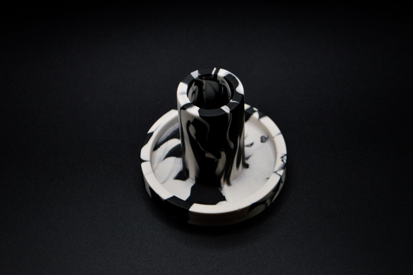 Hygge-petit dinner candle holder