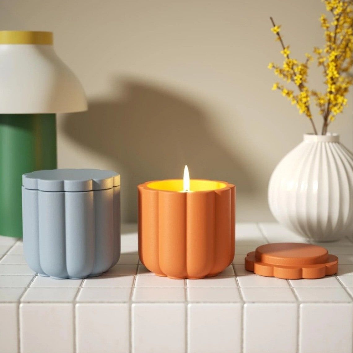 Hygges Exclusive Series sculptural candle
