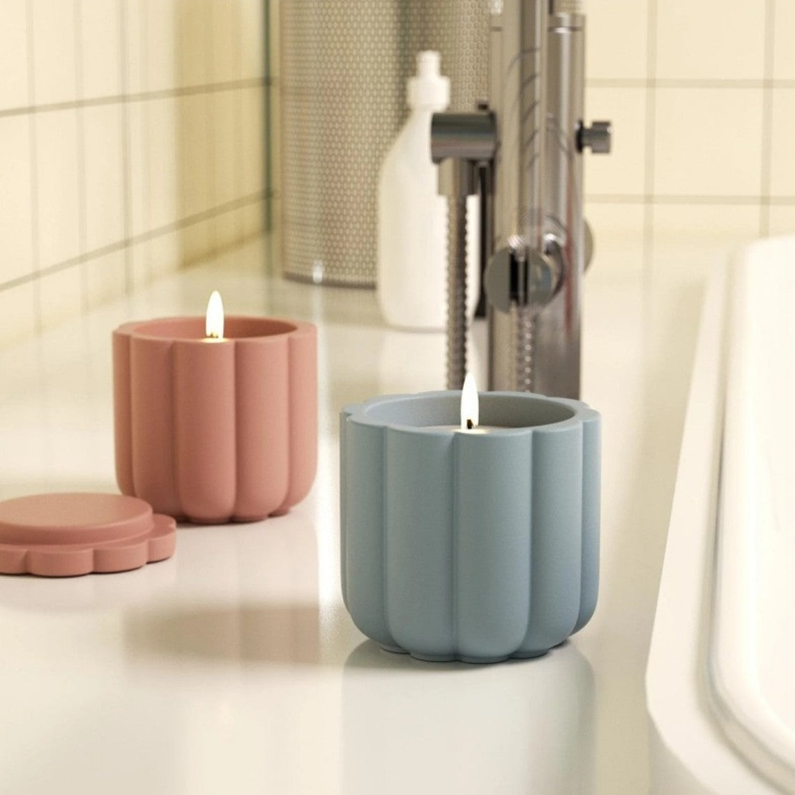 Hygges Exclusive Series sculptural candle