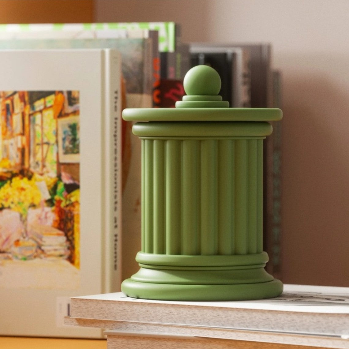 Hygges Exclusive Series sculptural candle