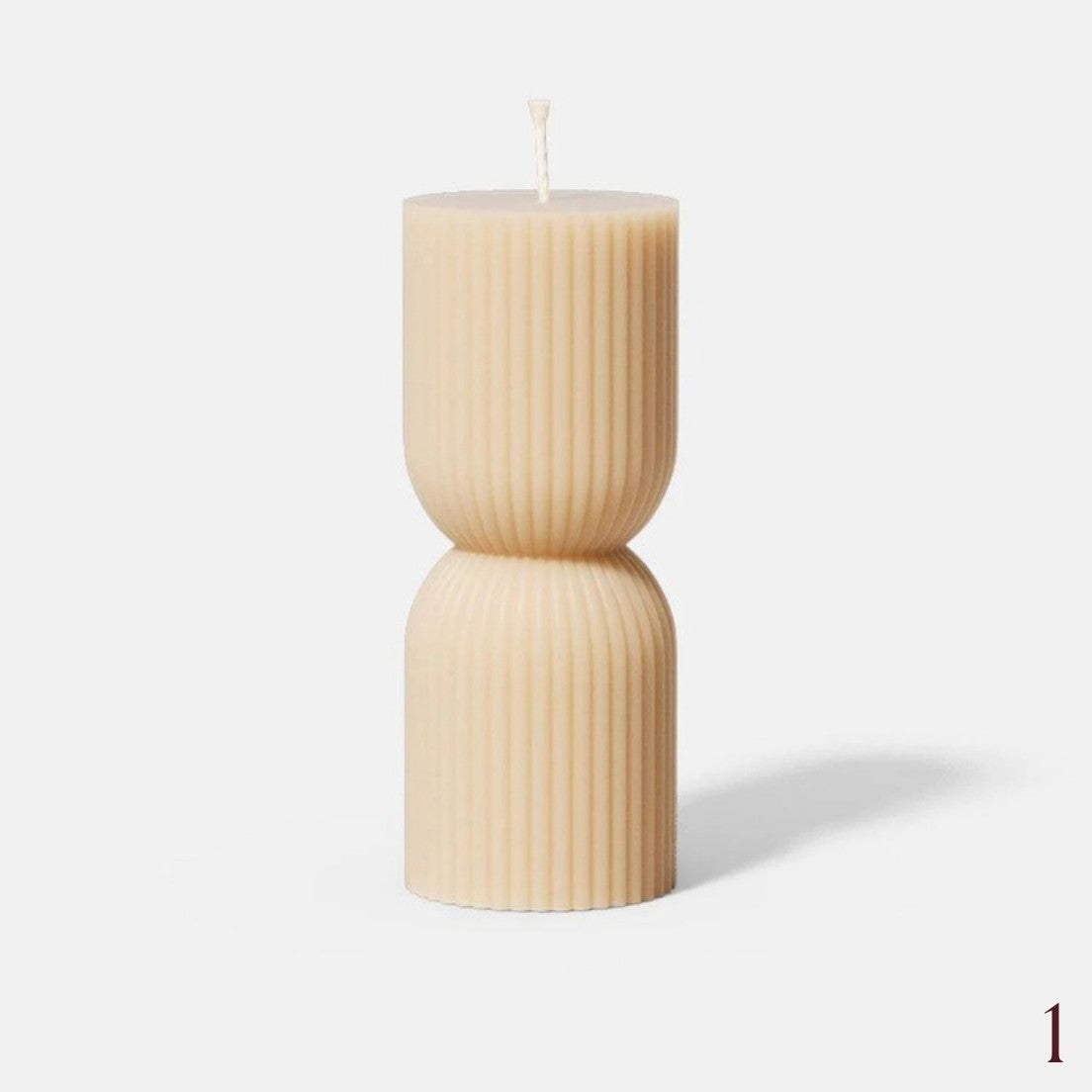 Hygges sculptural pillar candle